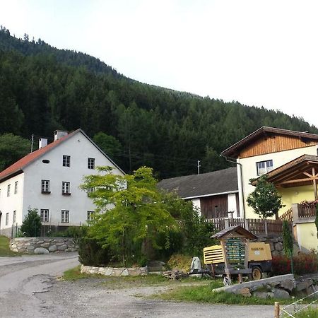 Ferienwohnung Am Bauernhof Zechner Heidi Flattach Bagian luar foto